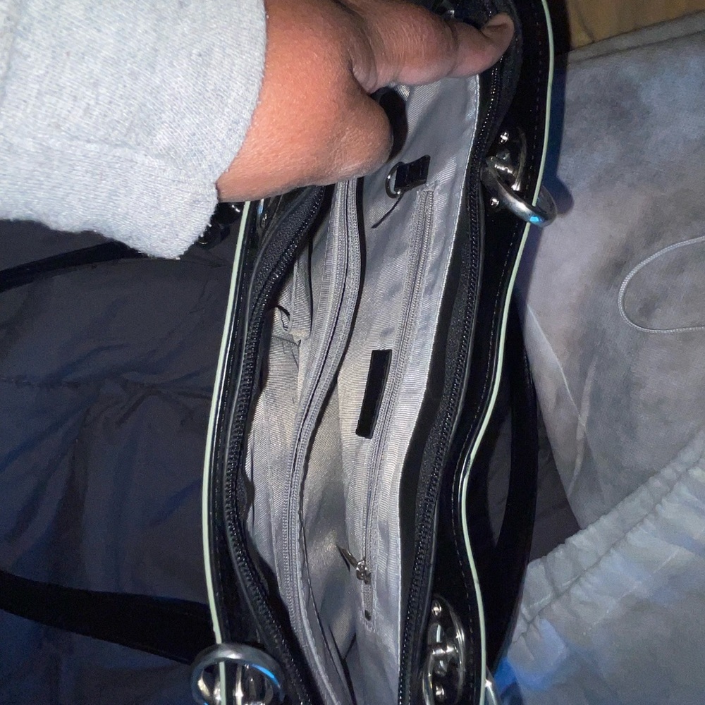 Beijo Purse - Picture 9 of 16